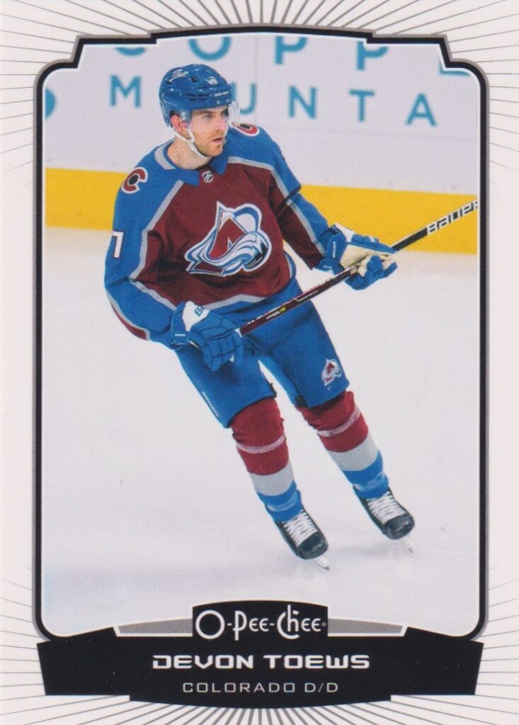 2022/23 O-Pee-Chee – D. Toews Col 272